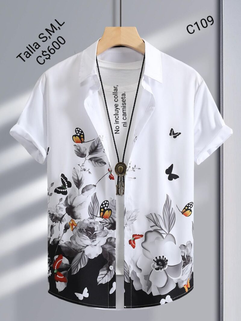 Camisa de vestir color blanca con estampado de mariposas