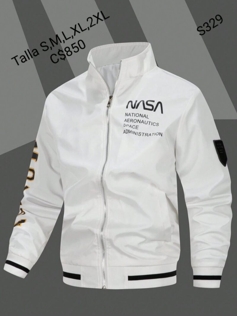 Chaqueta blanca estilo impermeable con estampado de NASA
