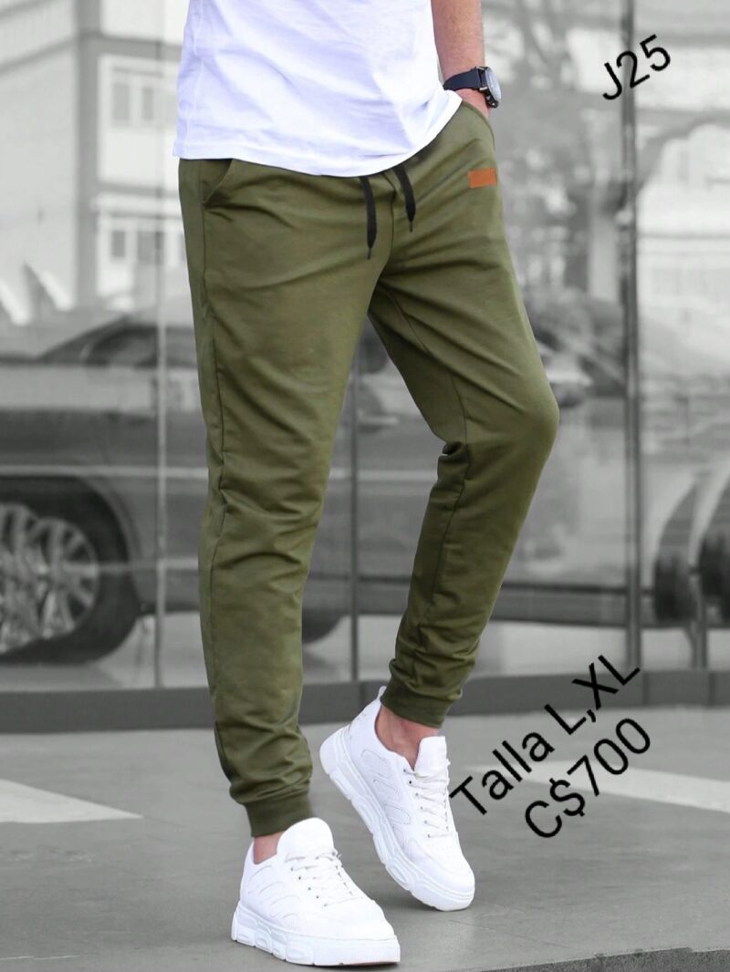Jogger color verde oscuro para caballero